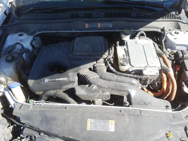 Photo 6 VIN: 3FA6P0LU8HR384843 - FORD FUSION SE 