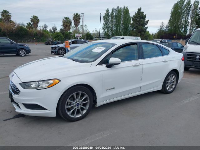 Photo 1 VIN: 3FA6P0LU8HR386852 - FORD FUSION HYBRID 