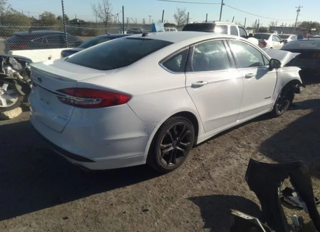 Photo 3 VIN: 3FA6P0LU8JR132435 - FORD FUSION 