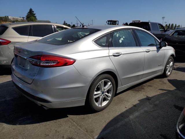 Photo 2 VIN: 3FA6P0LU8JR225214 - FORD FUSION SE 