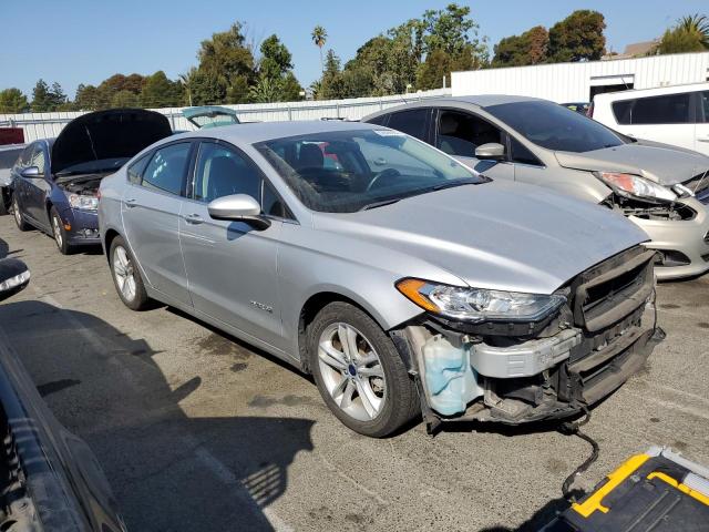 Photo 3 VIN: 3FA6P0LU8JR225214 - FORD FUSION SE 