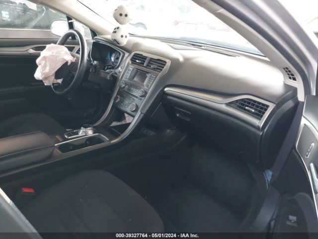 Photo 4 VIN: 3FA6P0LU8JR225939 - FORD FUSION HYBRID 