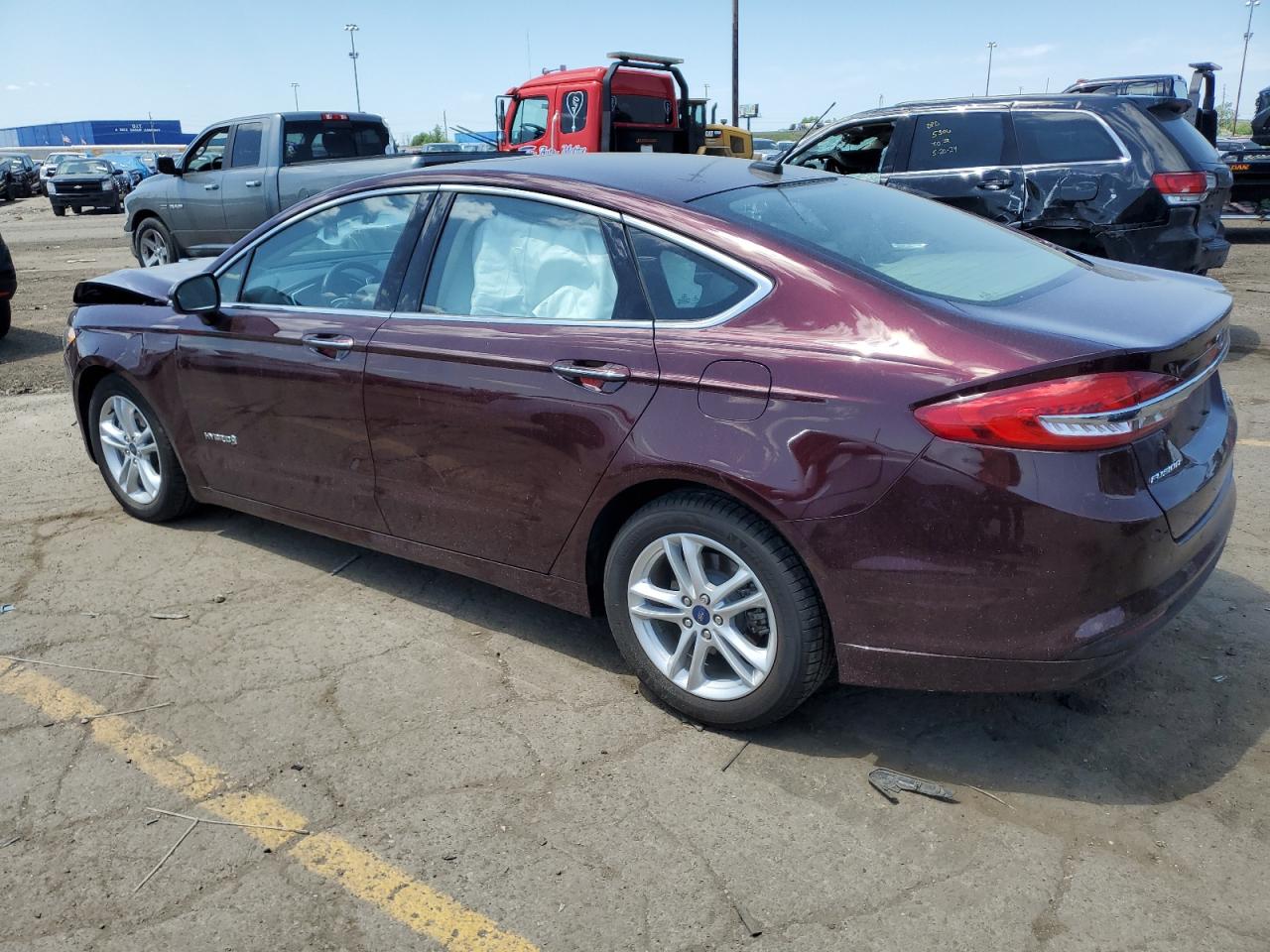 Photo 1 VIN: 3FA6P0LU8JR274378 - FORD FUSION 