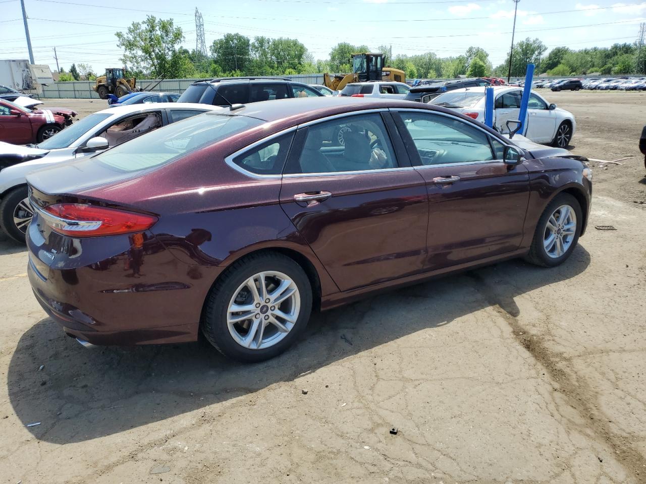 Photo 2 VIN: 3FA6P0LU8JR274378 - FORD FUSION 