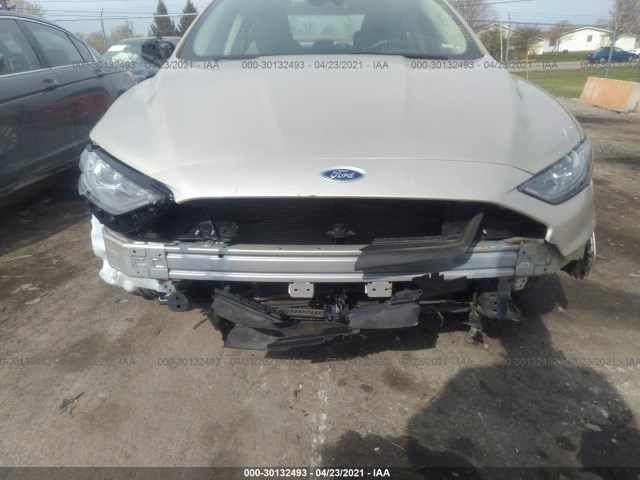 Photo 5 VIN: 3FA6P0LU8KR138625 - FORD FUSION HYBRID 