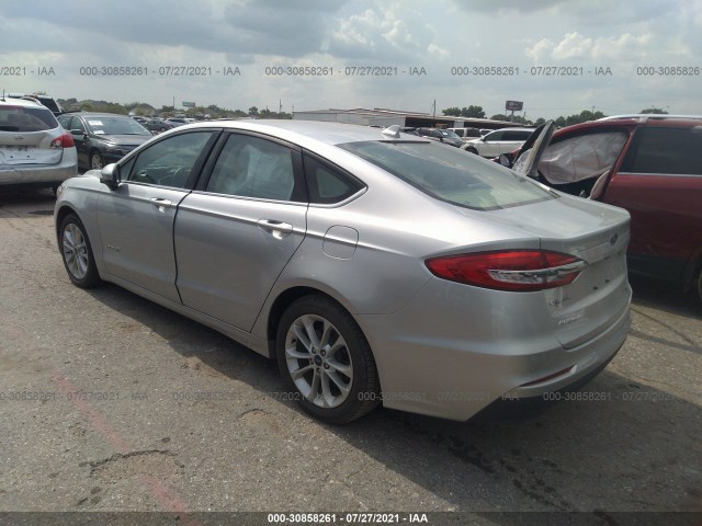 Photo 2 VIN: 3FA6P0LU8KR180003 - FORD FUSION HYBRID 