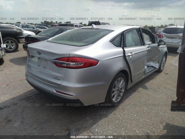 Photo 3 VIN: 3FA6P0LU8KR180003 - FORD FUSION HYBRID 