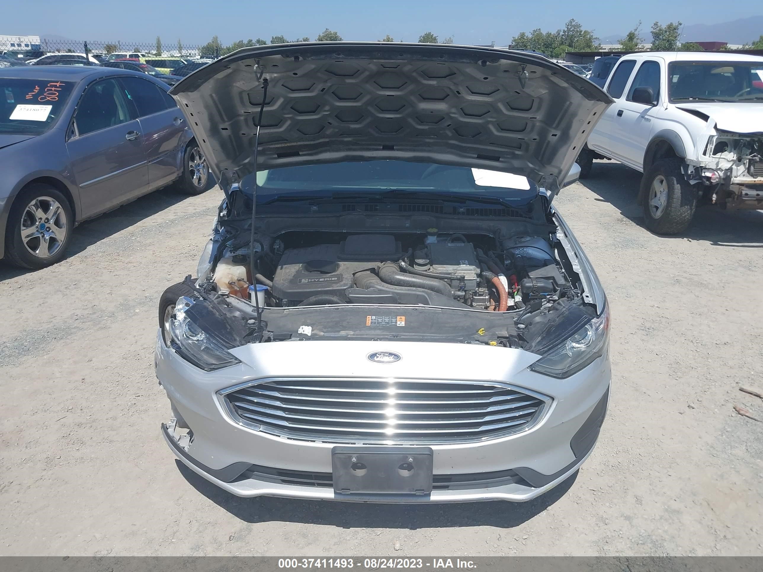 Photo 9 VIN: 3FA6P0LU8KR200718 - FORD FUSION 