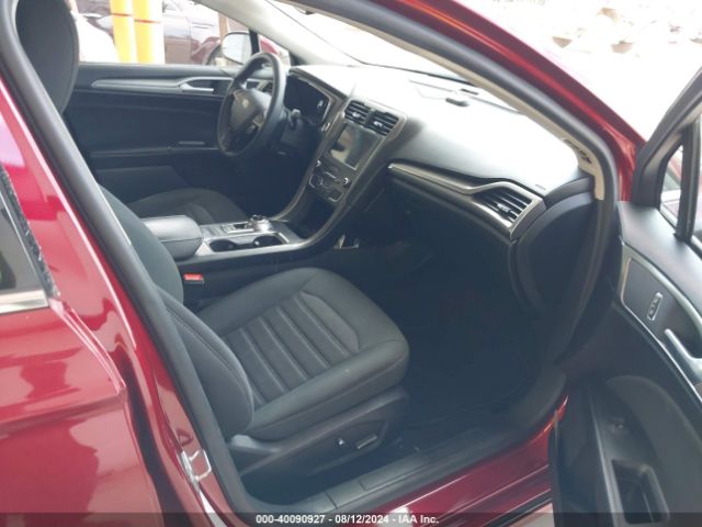 Photo 4 VIN: 3FA6P0LU8KR257808 - FORD FUSION 