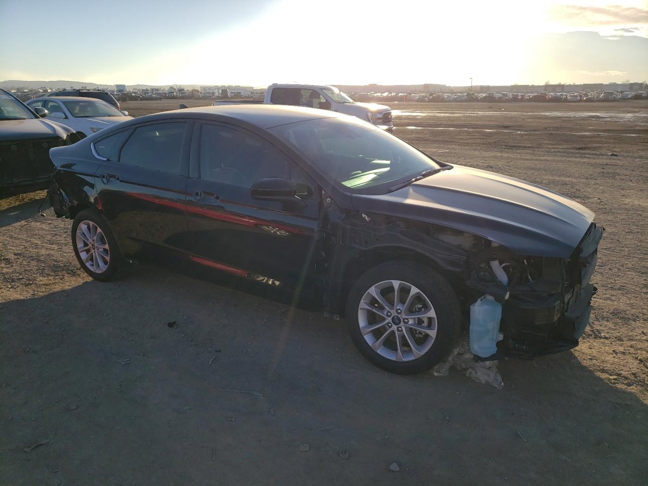 Photo 3 VIN: 3FA6P0LU8LR140845 - FORD FUSION 