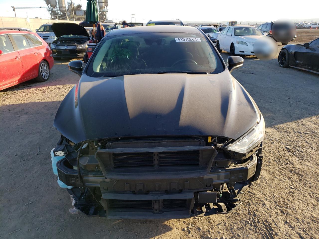 Photo 4 VIN: 3FA6P0LU8LR140845 - FORD FUSION 