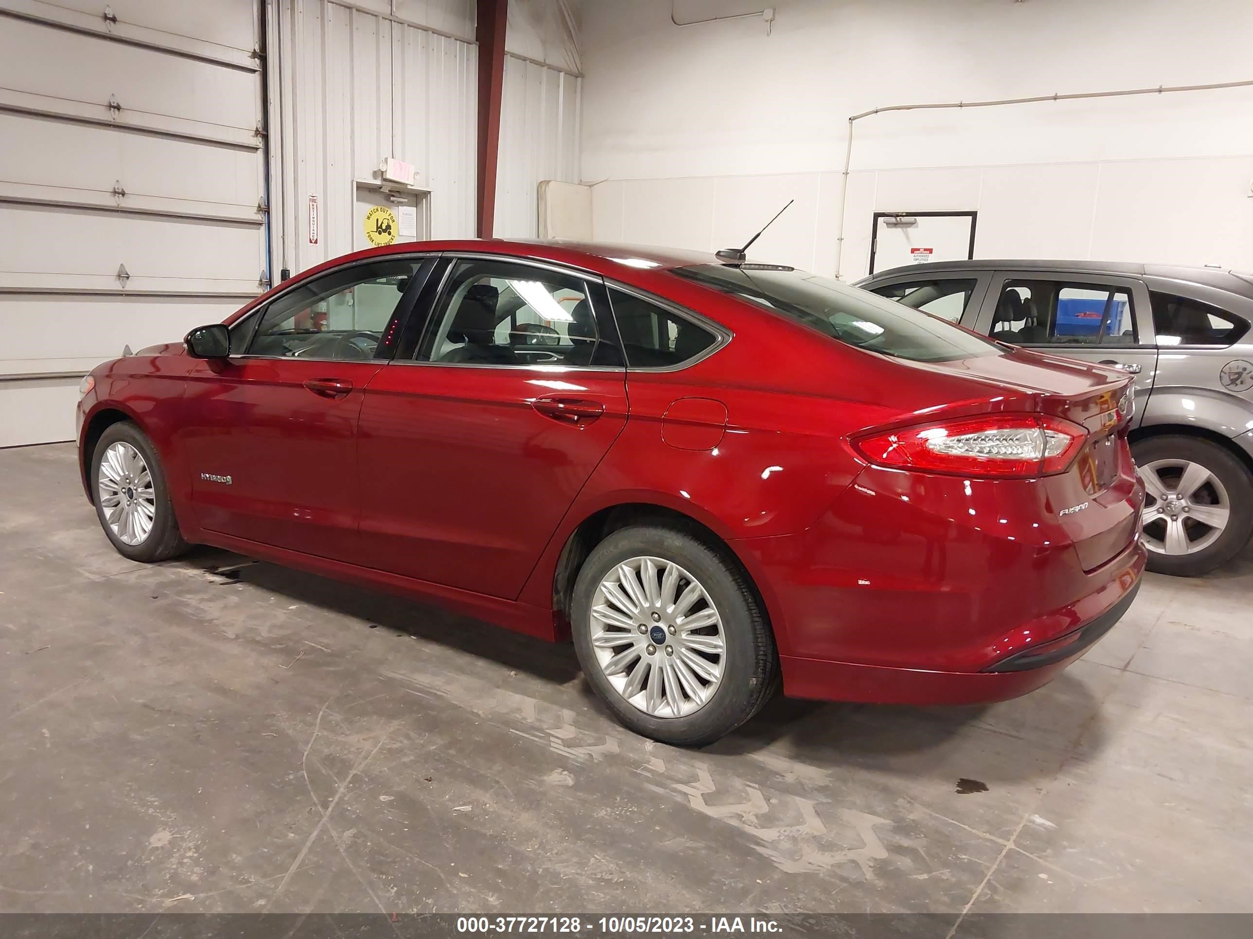 Photo 2 VIN: 3FA6P0LU9ER134264 - FORD FUSION 