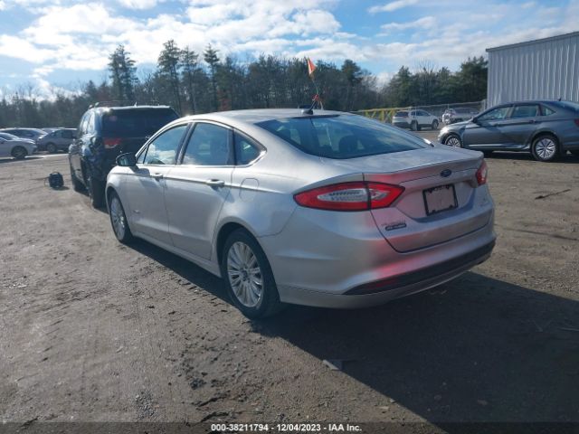 Photo 2 VIN: 3FA6P0LU9FR140714 - FORD FUSION 