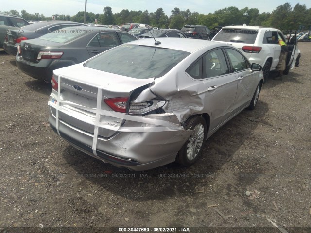 Photo 3 VIN: 3FA6P0LU9FR229490 - FORD FUSION 