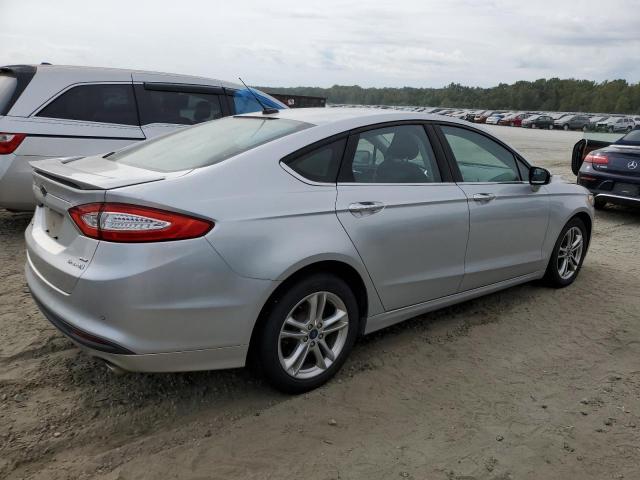 Photo 2 VIN: 3FA6P0LU9FR266975 - FORD FUSION SE 