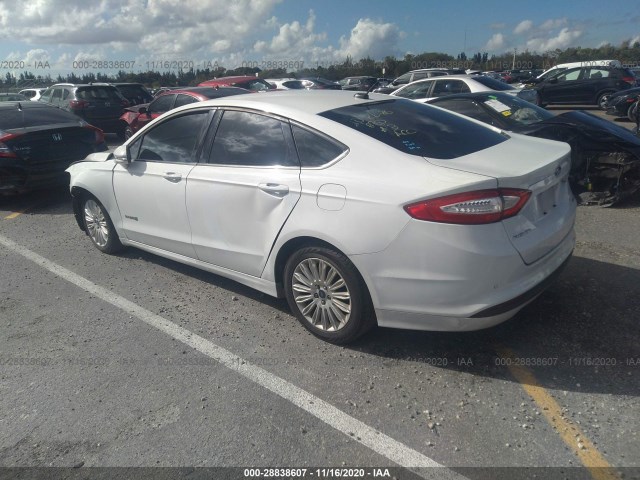 Photo 2 VIN: 3FA6P0LU9GR140410 - FORD FUSION 