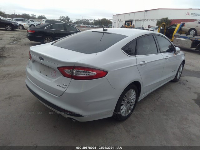 Photo 3 VIN: 3FA6P0LU9GR235159 - FORD FUSION 