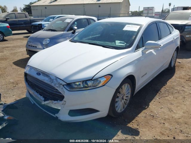 Photo 1 VIN: 3FA6P0LU9GR397938 - FORD FUSION 