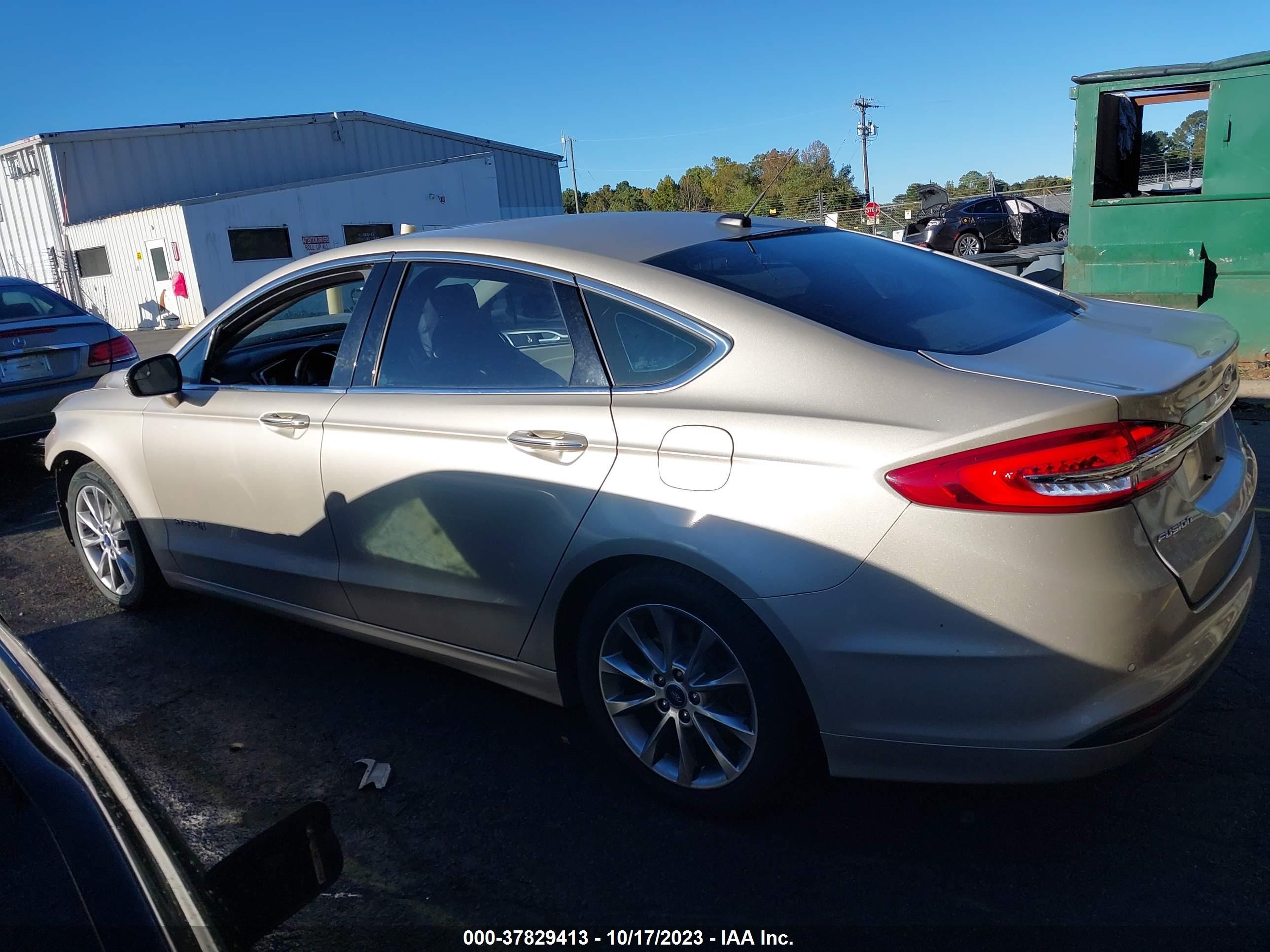 Photo 13 VIN: 3FA6P0LU9HR308239 - FORD FUSION 