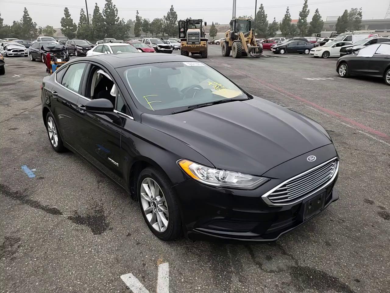 Photo 10 VIN: 3FA6P0LU9HR315885 - FORD FUSION SE 