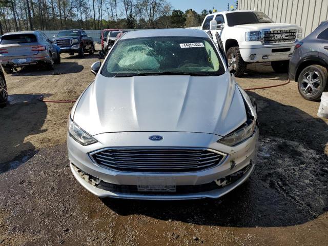 Photo 4 VIN: 3FA6P0LU9JR132539 - FORD FUSION SE 