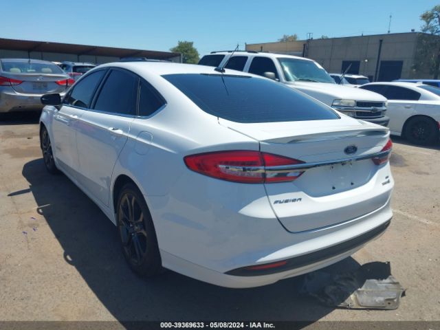 Photo 2 VIN: 3FA6P0LU9JR137384 - FORD FUSION HYBRID 