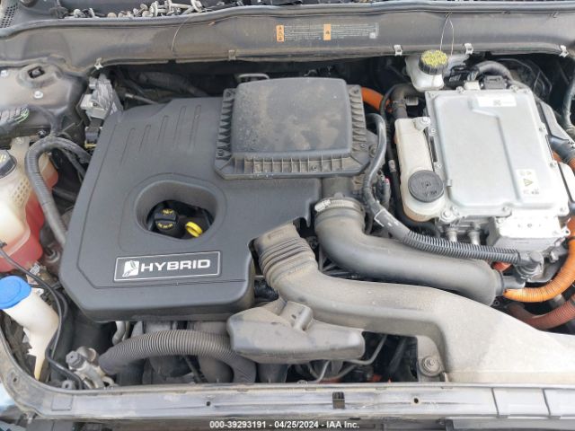 Photo 9 VIN: 3FA6P0LU9JR228879 - FORD FUSION HYBRID 