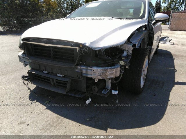 Photo 5 VIN: 3FA6P0LU9JR248453 - FORD FUSION HYBRID 