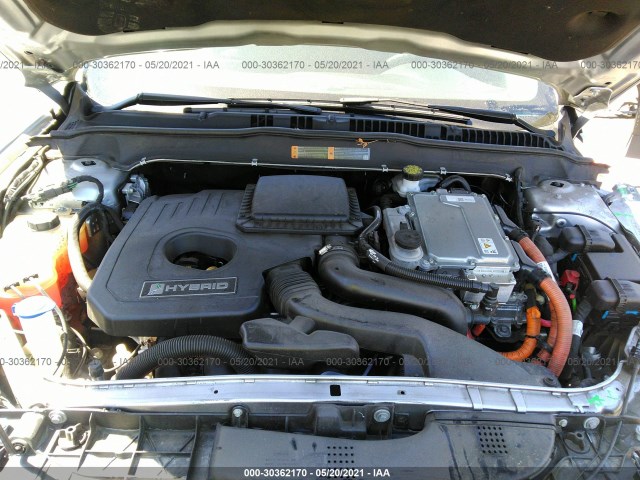 Photo 9 VIN: 3FA6P0LU9JR248453 - FORD FUSION HYBRID 