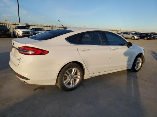 Photo 2 VIN: 3FA6P0LU9JR286846 - FORD FUSION 