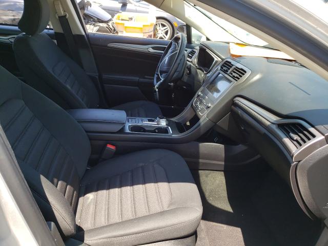 Photo 4 VIN: 3FA6P0LU9KR120652 - FORD FUSION SE 