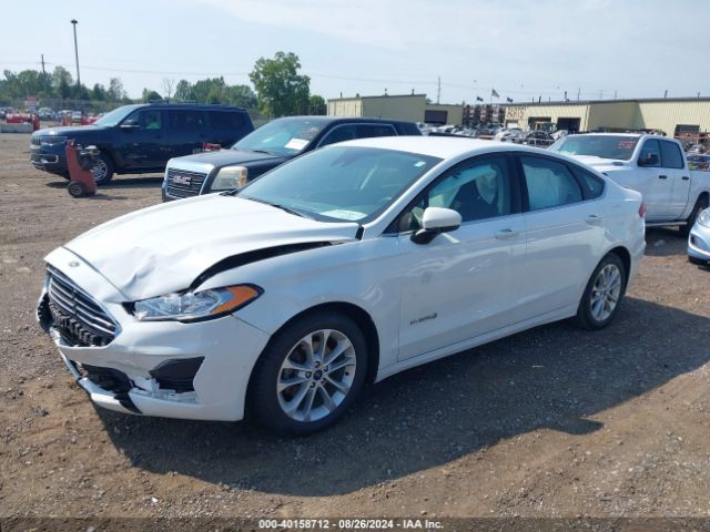 Photo 1 VIN: 3FA6P0LU9KR130775 - FORD FUSION 