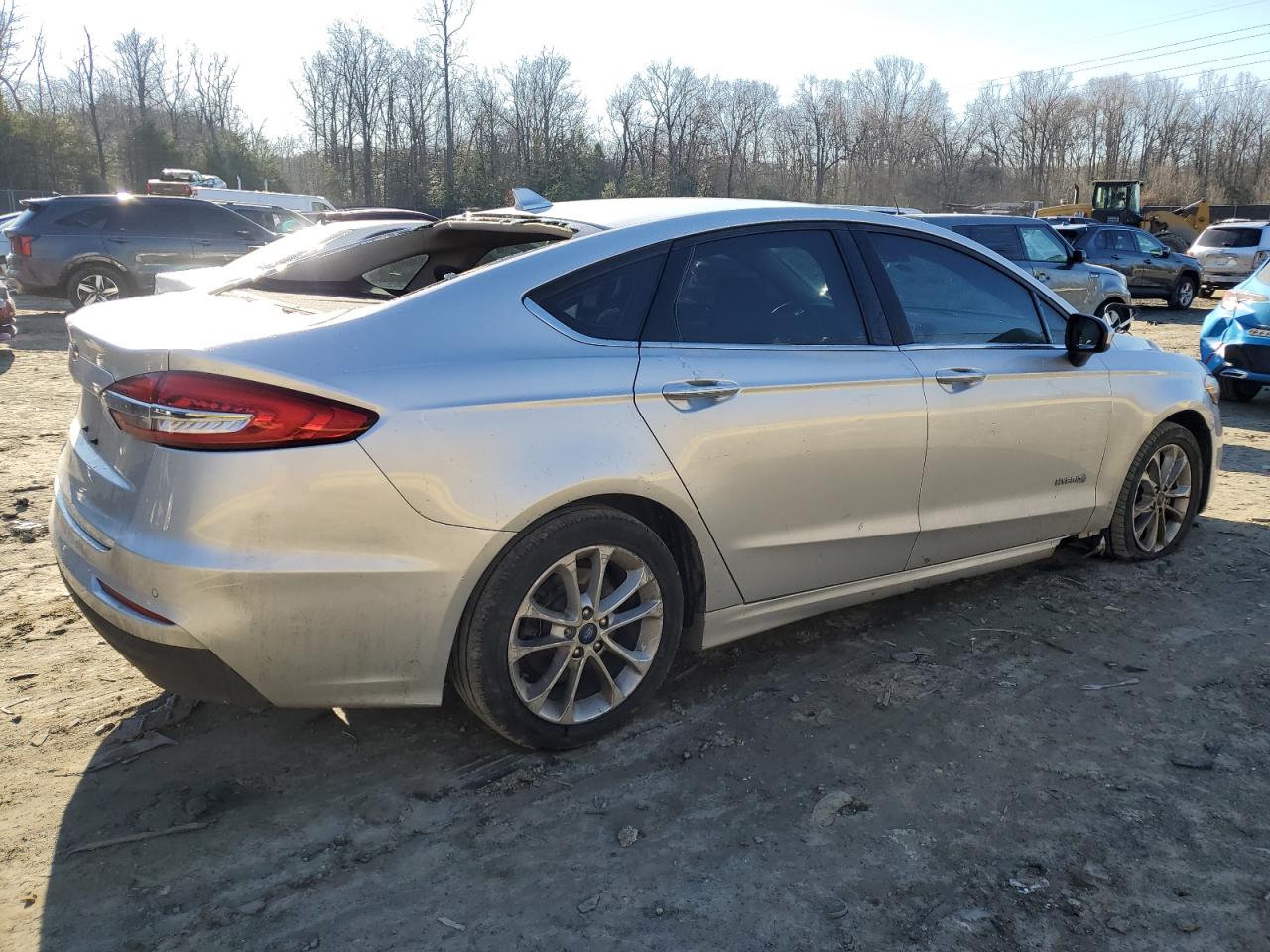 Photo 2 VIN: 3FA6P0LU9KR225482 - FORD FUSION 