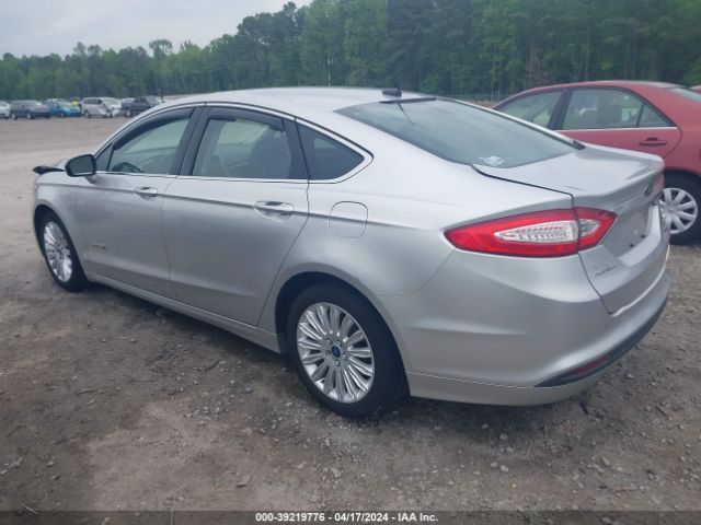 Photo 2 VIN: 3FA6P0LUXDR165750 - FORD FUSION HYBRID 