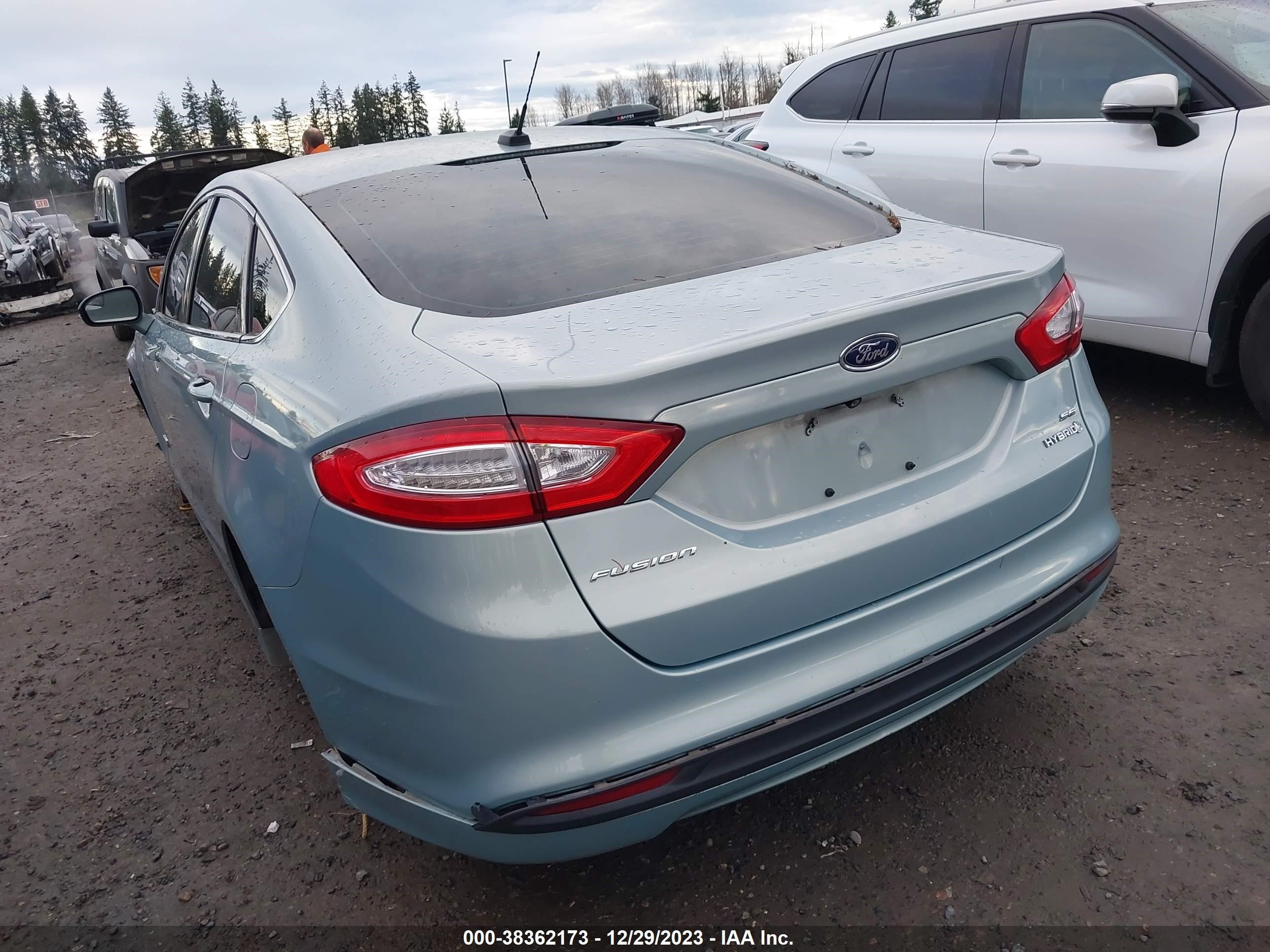 Photo 2 VIN: 3FA6P0LUXER257264 - FORD FUSION 