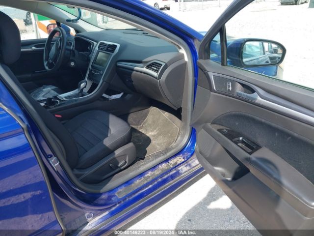 Photo 4 VIN: 3FA6P0LUXFR131360 - FORD FUSION 