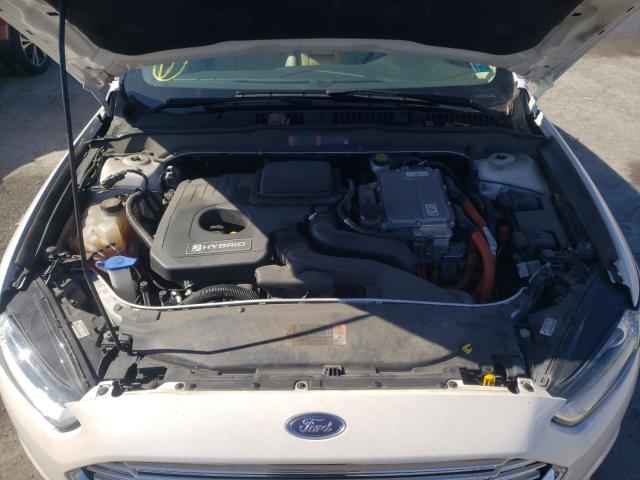 Photo 6 VIN: 3FA6P0LUXFR197570 - FORD FUSION SE 