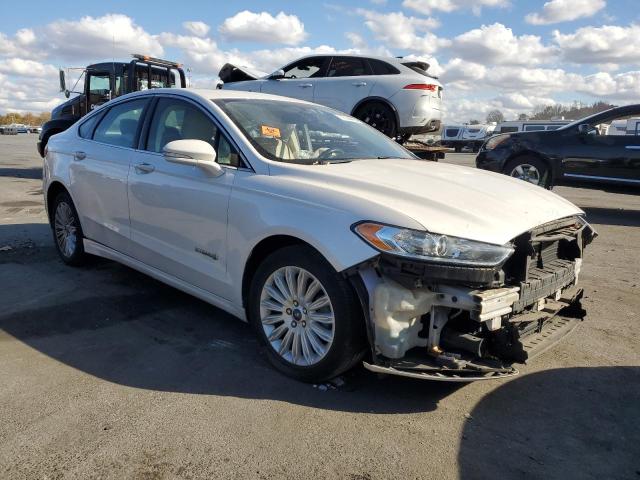 Photo 3 VIN: 3FA6P0LUXFR210673 - FORD FUSION SE 