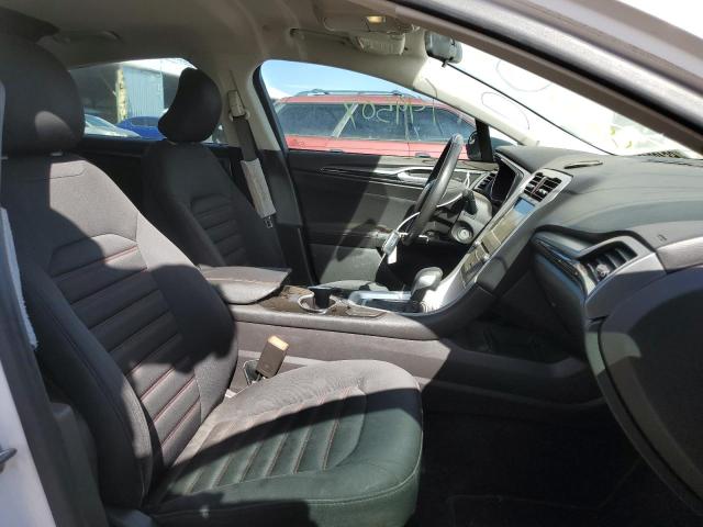 Photo 4 VIN: 3FA6P0LUXFR235007 - FORD FUSION SE 