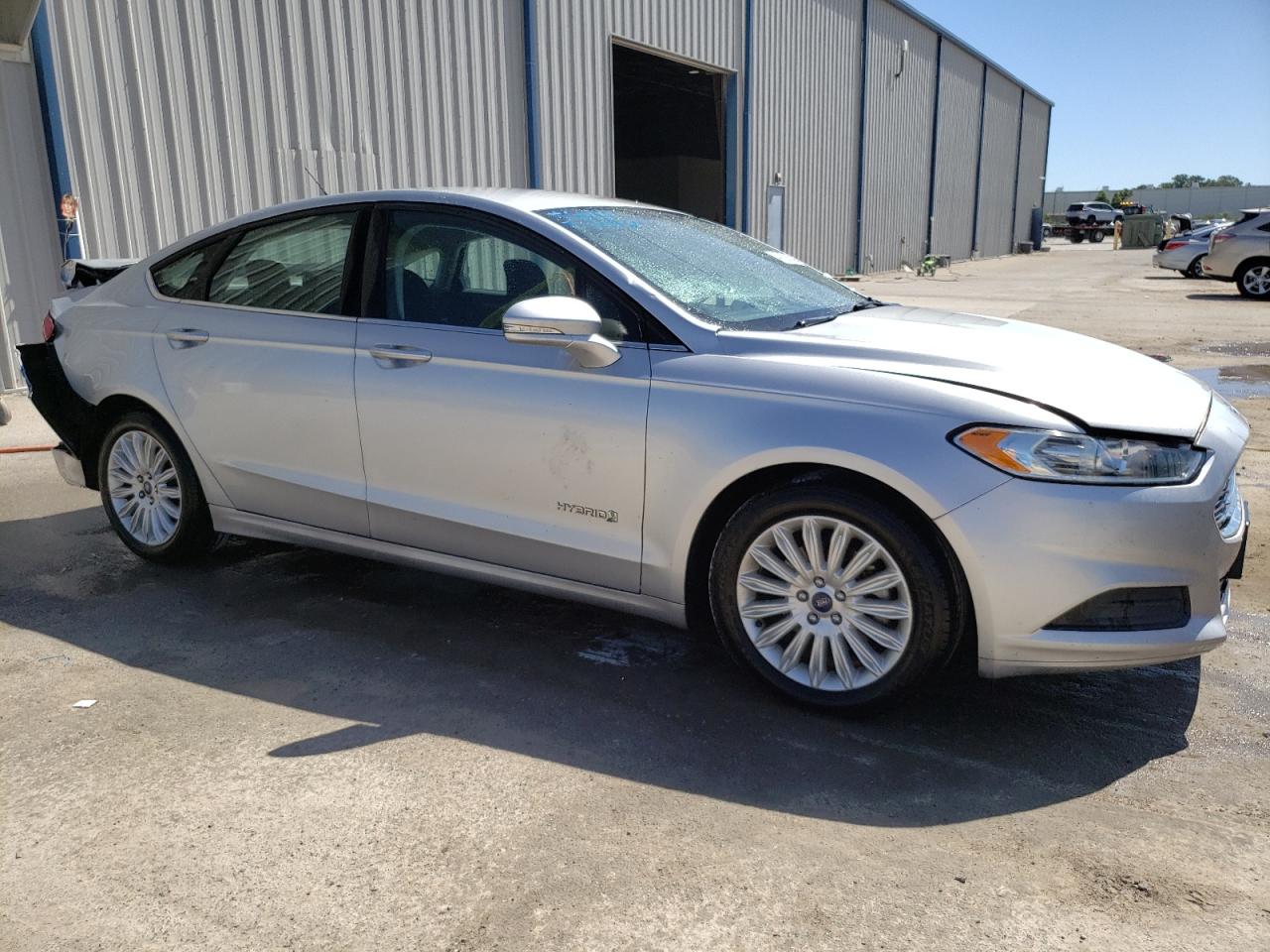 Photo 3 VIN: 3FA6P0LUXGR405979 - FORD FUSION 