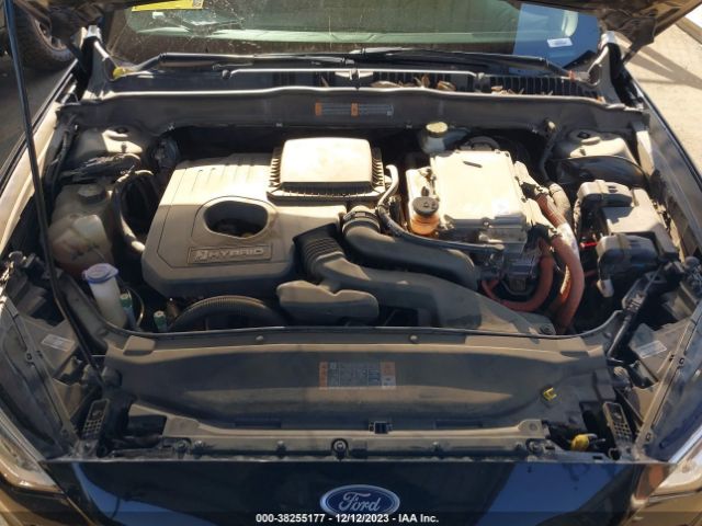 Photo 9 VIN: 3FA6P0LUXHR141728 - FORD FUSION HYBRID 