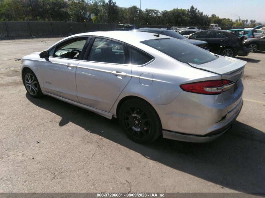 Photo 2 VIN: 3FA6P0LUXHR222485 - FORD FUSION 