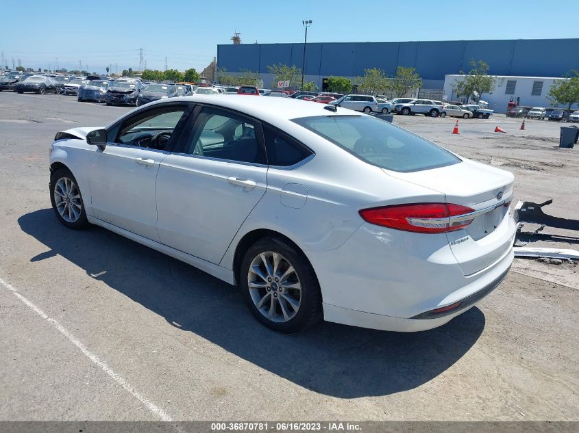 Photo 2 VIN: 3FA6P0LUXHR285179 - FORD FUSION 