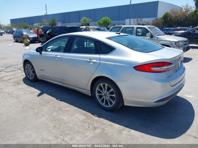 Photo 2 VIN: 3FA6P0LUXHR314101 - FORD FUSION HYBRID 