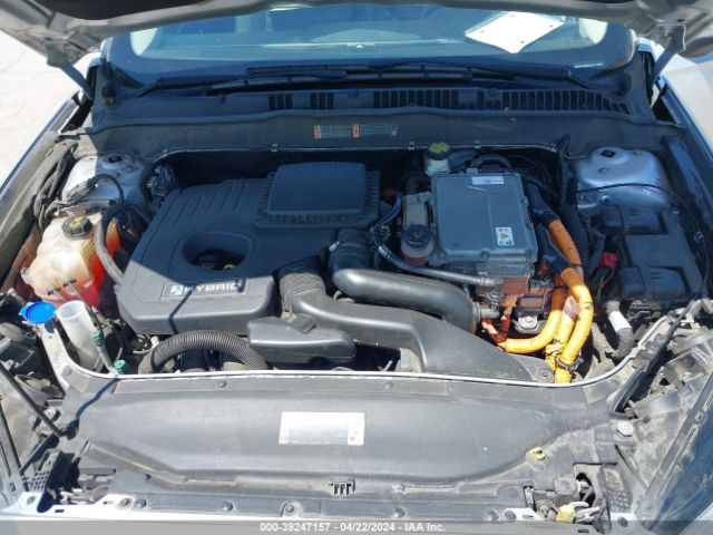 Photo 9 VIN: 3FA6P0LUXHR314101 - FORD FUSION HYBRID 