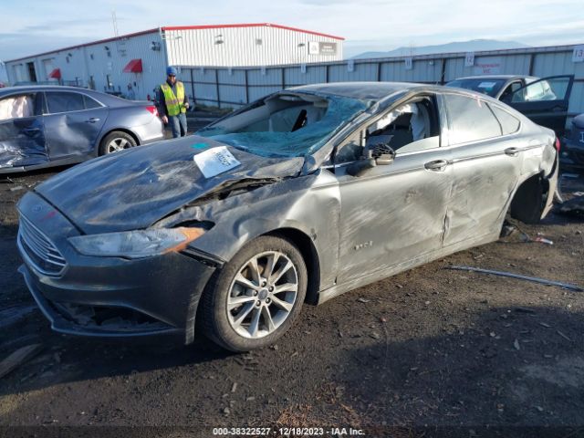 Photo 1 VIN: 3FA6P0LUXHR326989 - FORD FUSION HYBRID 