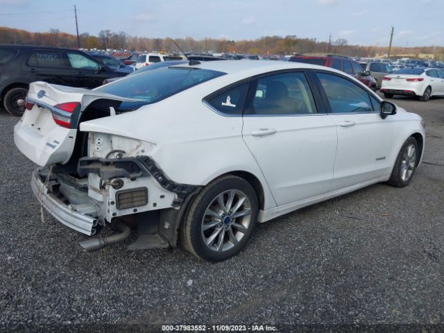 Photo 3 VIN: 3FA6P0LUXHR336907 - FORD FUSION HYBRID 