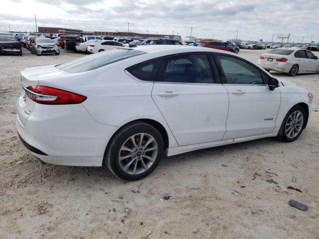 Photo 2 VIN: 3FA6P0LUXHR344537 - FORD FUSION 