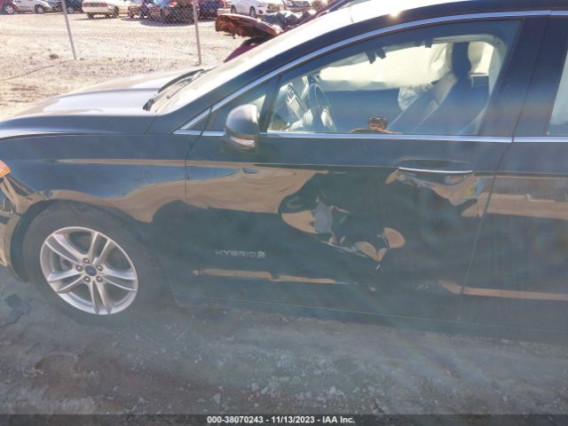 Photo 5 VIN: 3FA6P0LUXJR223495 - FORD FUSION HYBRID 