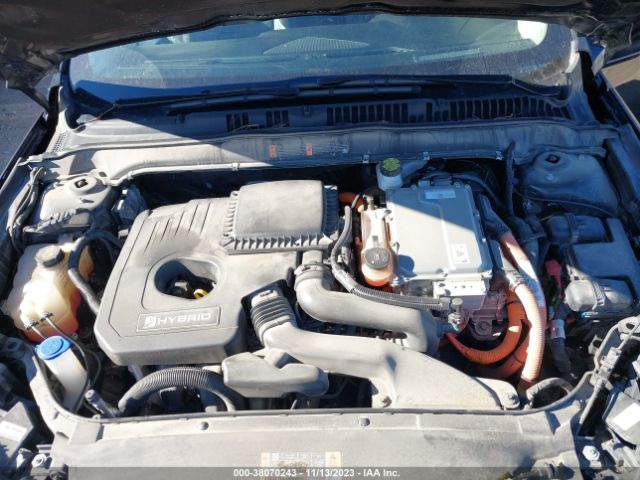 Photo 9 VIN: 3FA6P0LUXJR223495 - FORD FUSION HYBRID 